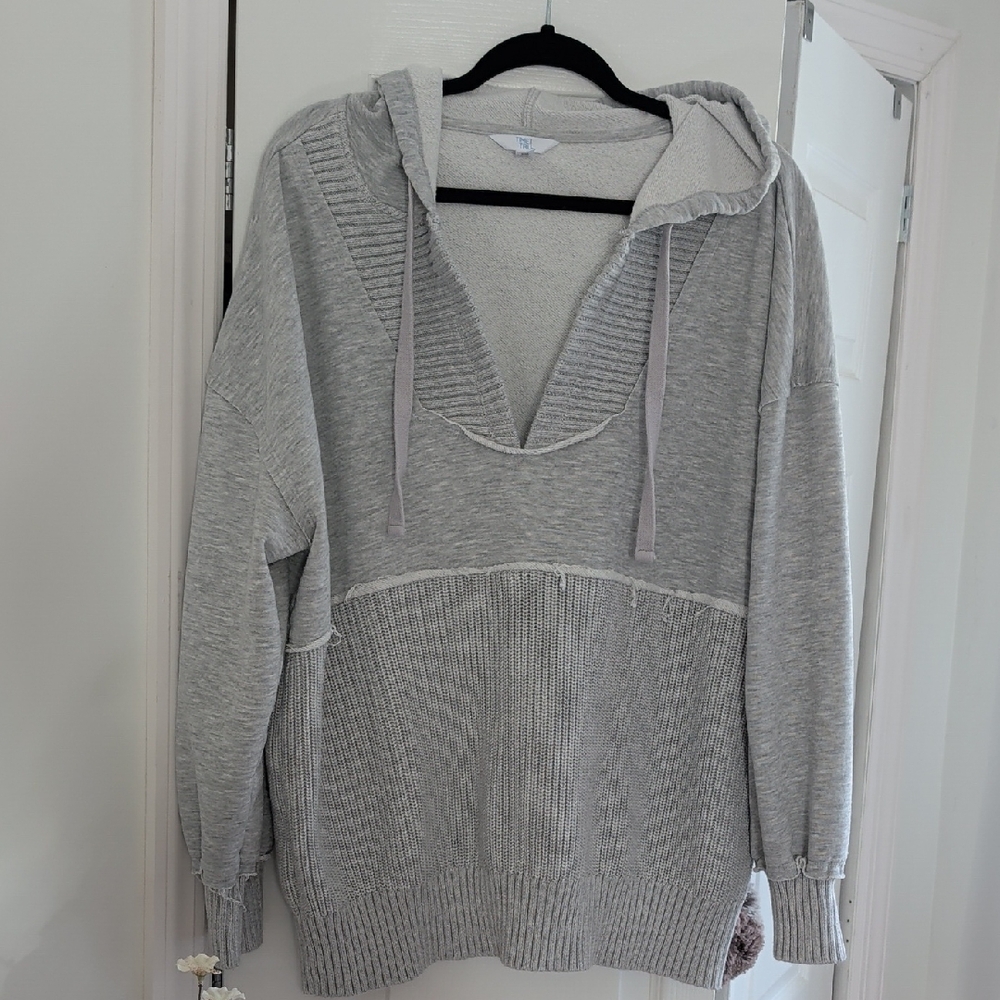 Time and Tru Mixed Media Light Gray Knit Top